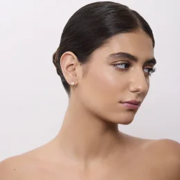 Goldplated hoop earrings with decorative detailing