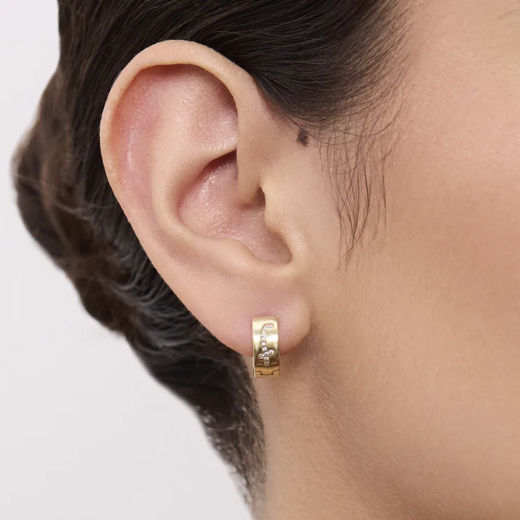 Goldplated hoop earrings with decorative detailing