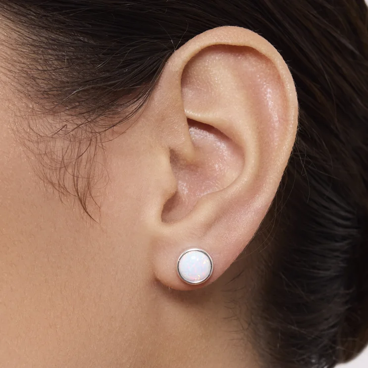 Stud Earring White Opal