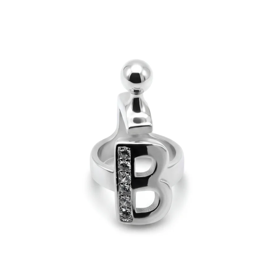 Pendant letter B