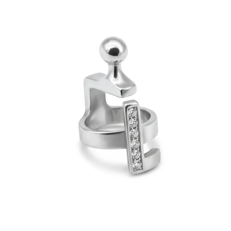 Pendant letter L