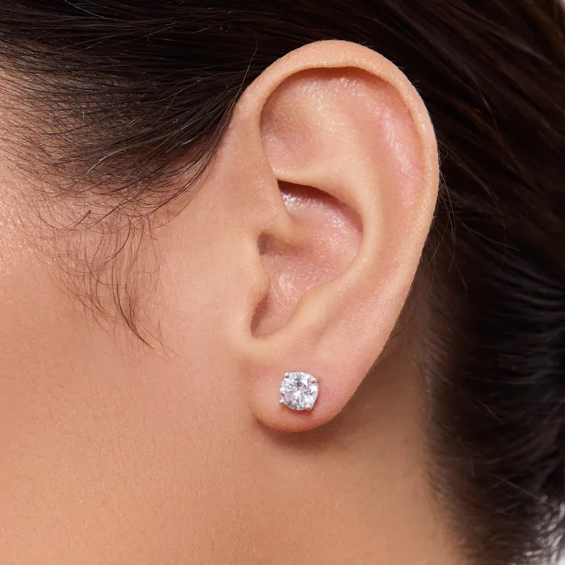 Stud Earring cubic zirconia white 1pc